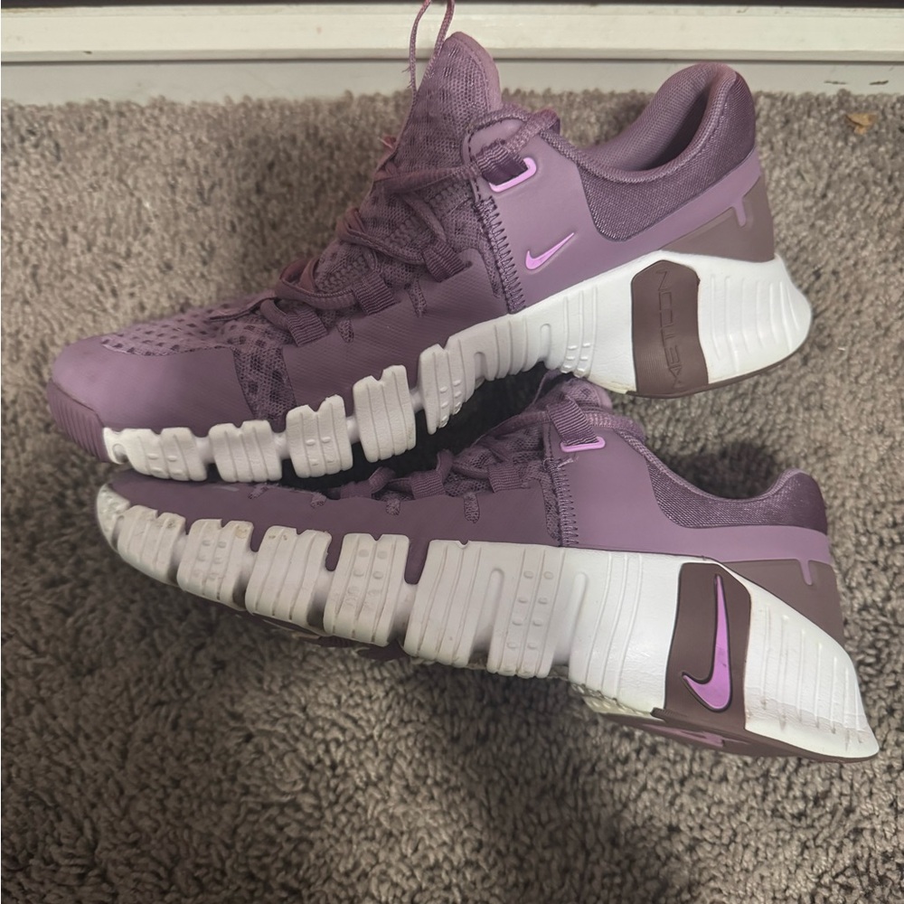 Nike Women's Free Metcon 5 Training Shoes